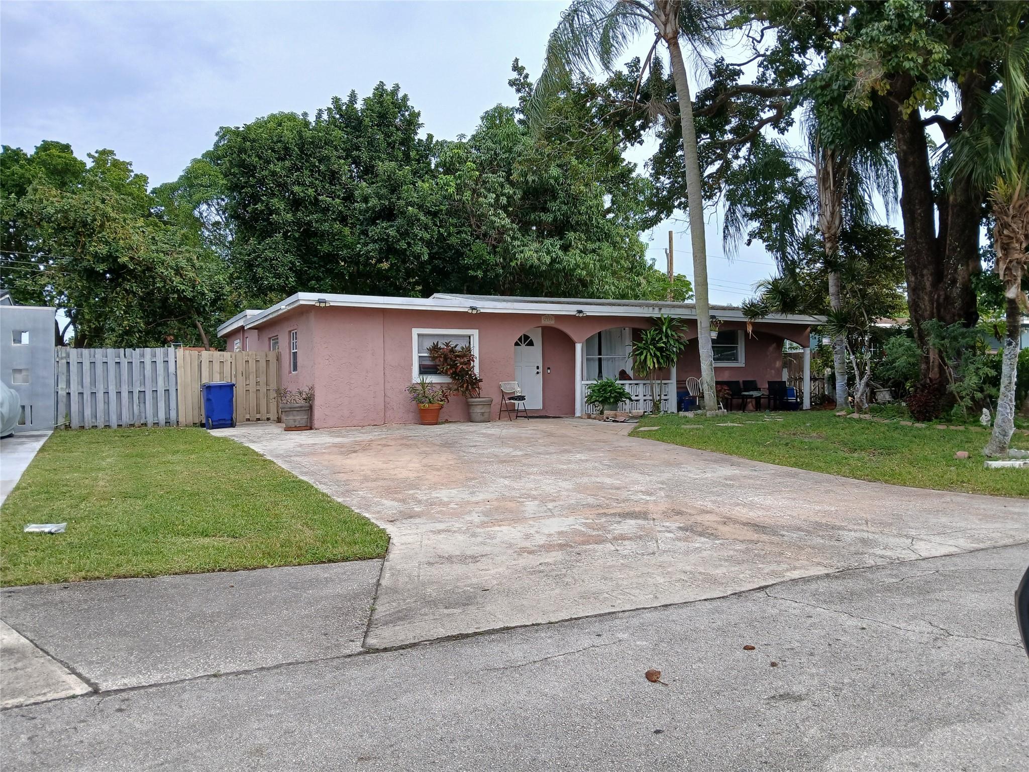 Photo for 2580 NW 62nd Avenue, Margate, FL 33063 - listing #FX-10535618 2580 NW 62nd Avenue, Margate, FL 33063