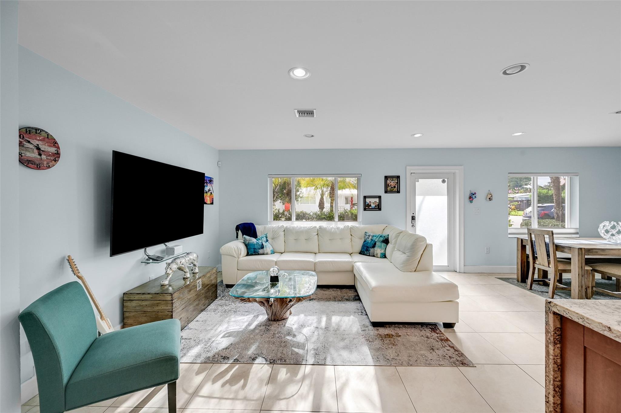 Photo for 2716 NE 10th Terrace, Wilton Manors, FL 33334 - Listing #FX-10518956 2716 NE 10th Terrace, Wilton Manors, FL 33334