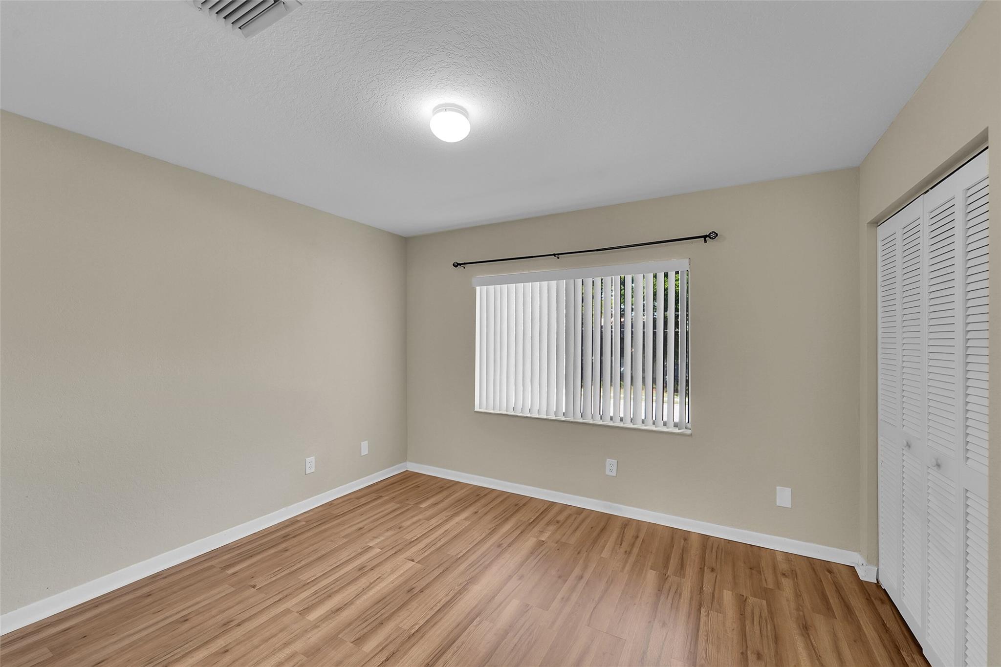 9088 NW 40th Street, Coral Springs, FL 33065