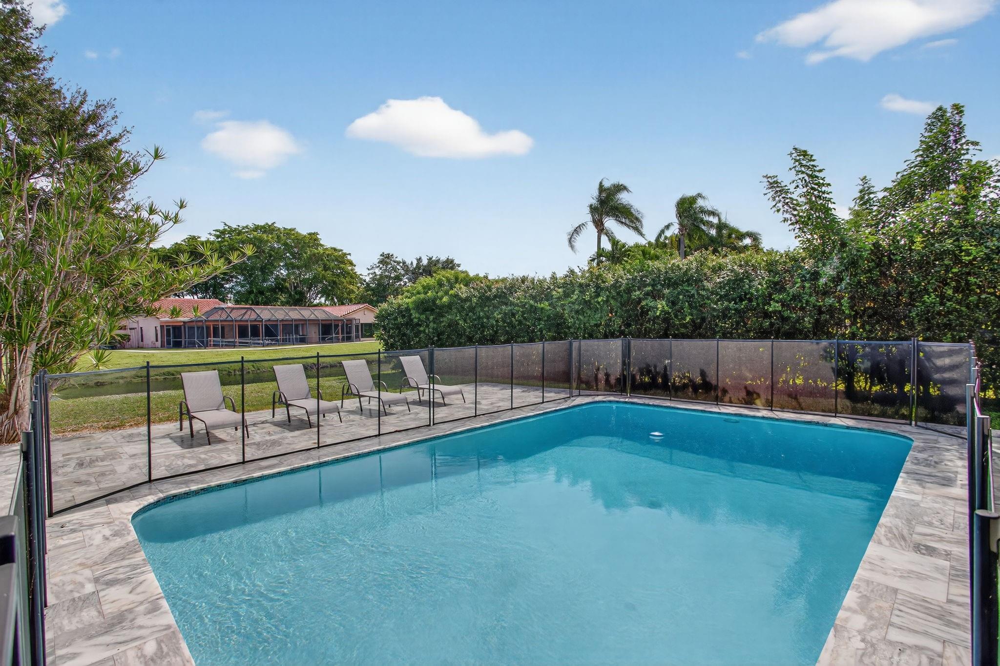 2421 NW 114th Avenue, Coral Springs, FL 33065