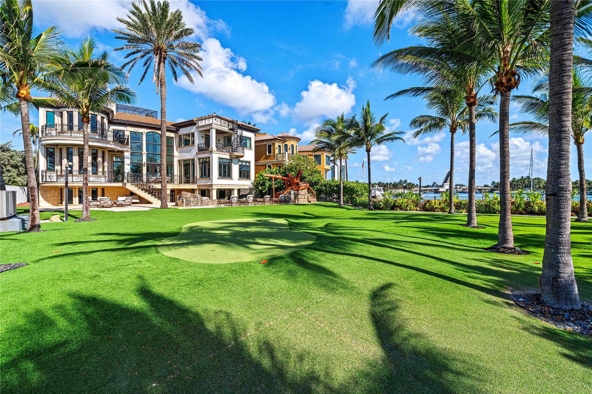 2306 Bay Drive, Pompano Beach, FL 33062