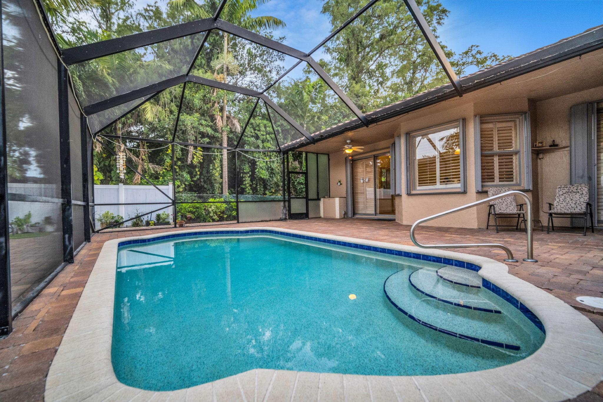 5523 NW 57th Terrace, Coral Springs, FL 33067