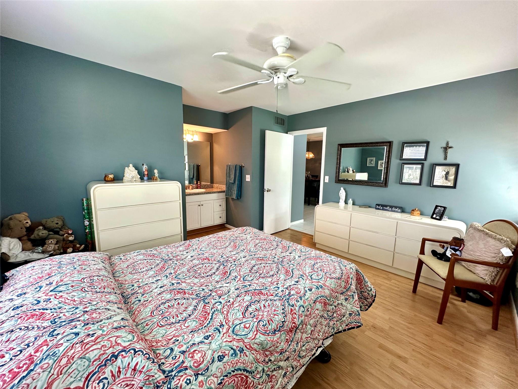 930 Twin Lakes Drive 8-P, Coral Springs, FL 33071