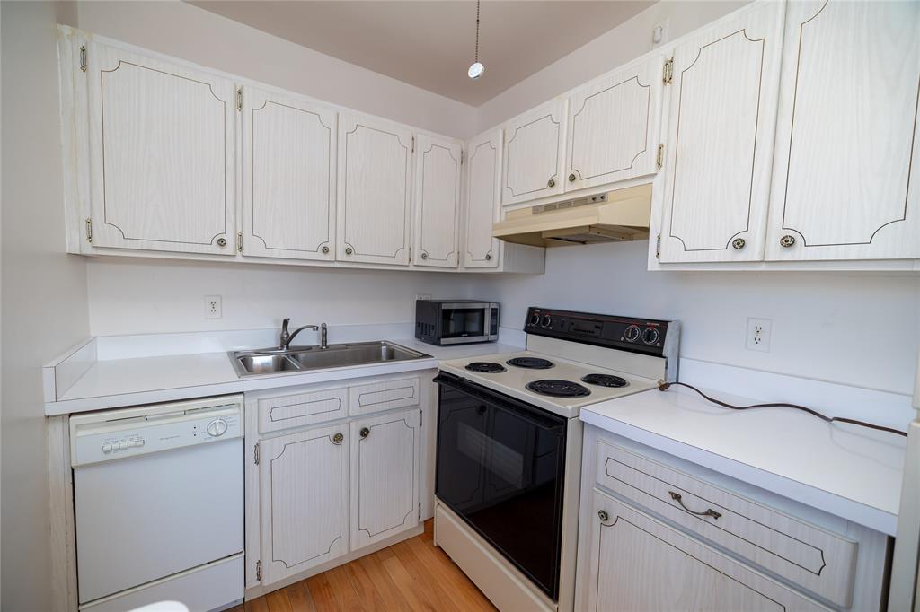 Photo for 3280 Lake Osborne Drive, 206, Lake Worth Beach, FL 33461 - Listing #FX-10432025 3280 Lake Osborne Drive, 206, Lake Worth Beach, FL 33461