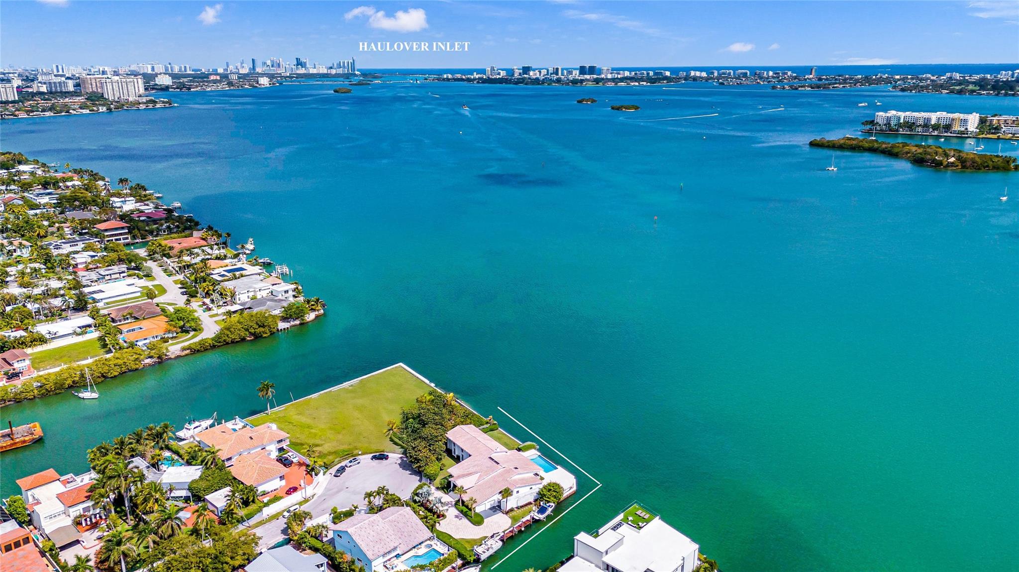 Excellent location for boating to the ocean