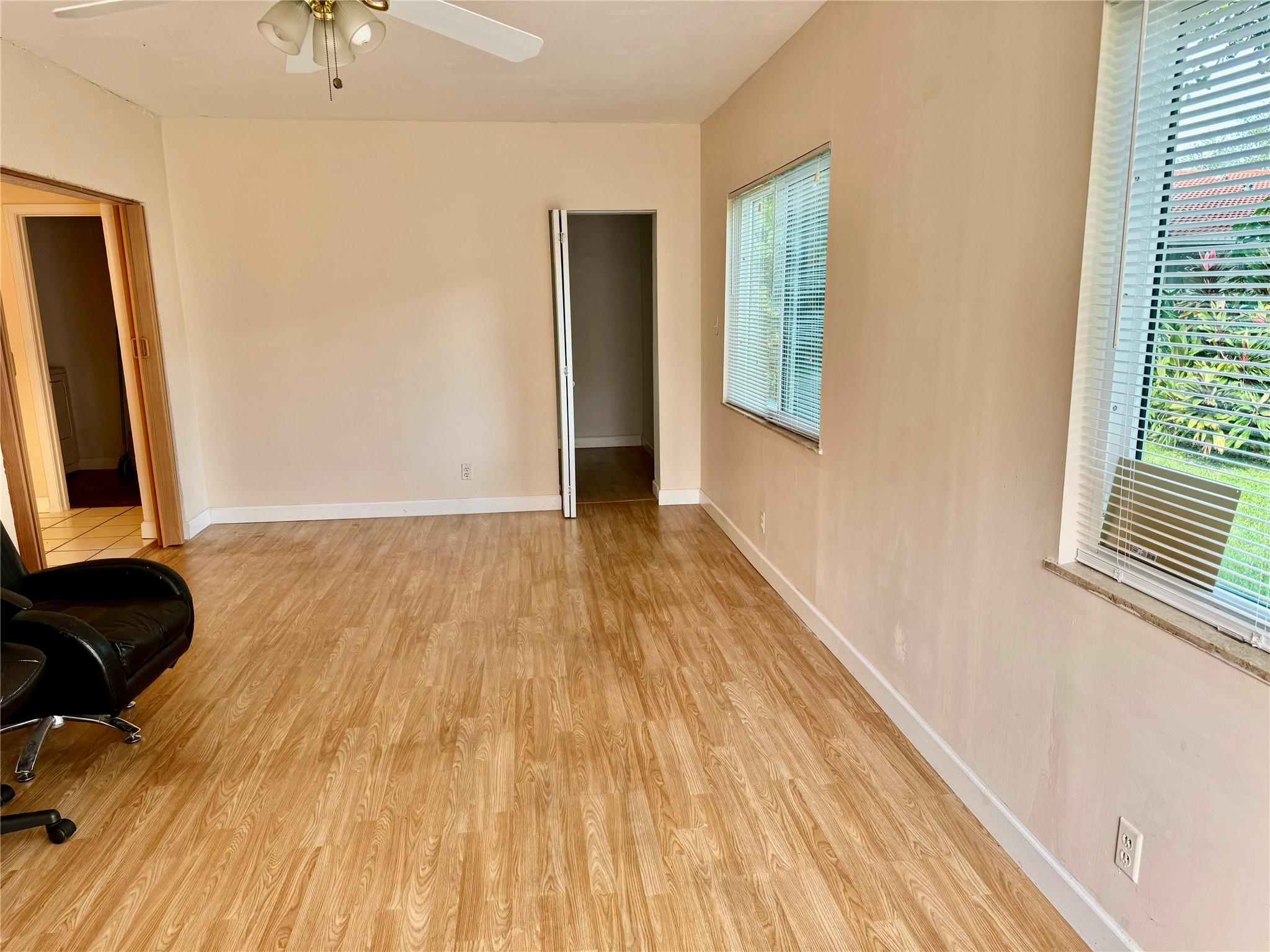 11461 NW 38th Street E, Coral Springs, FL 33065