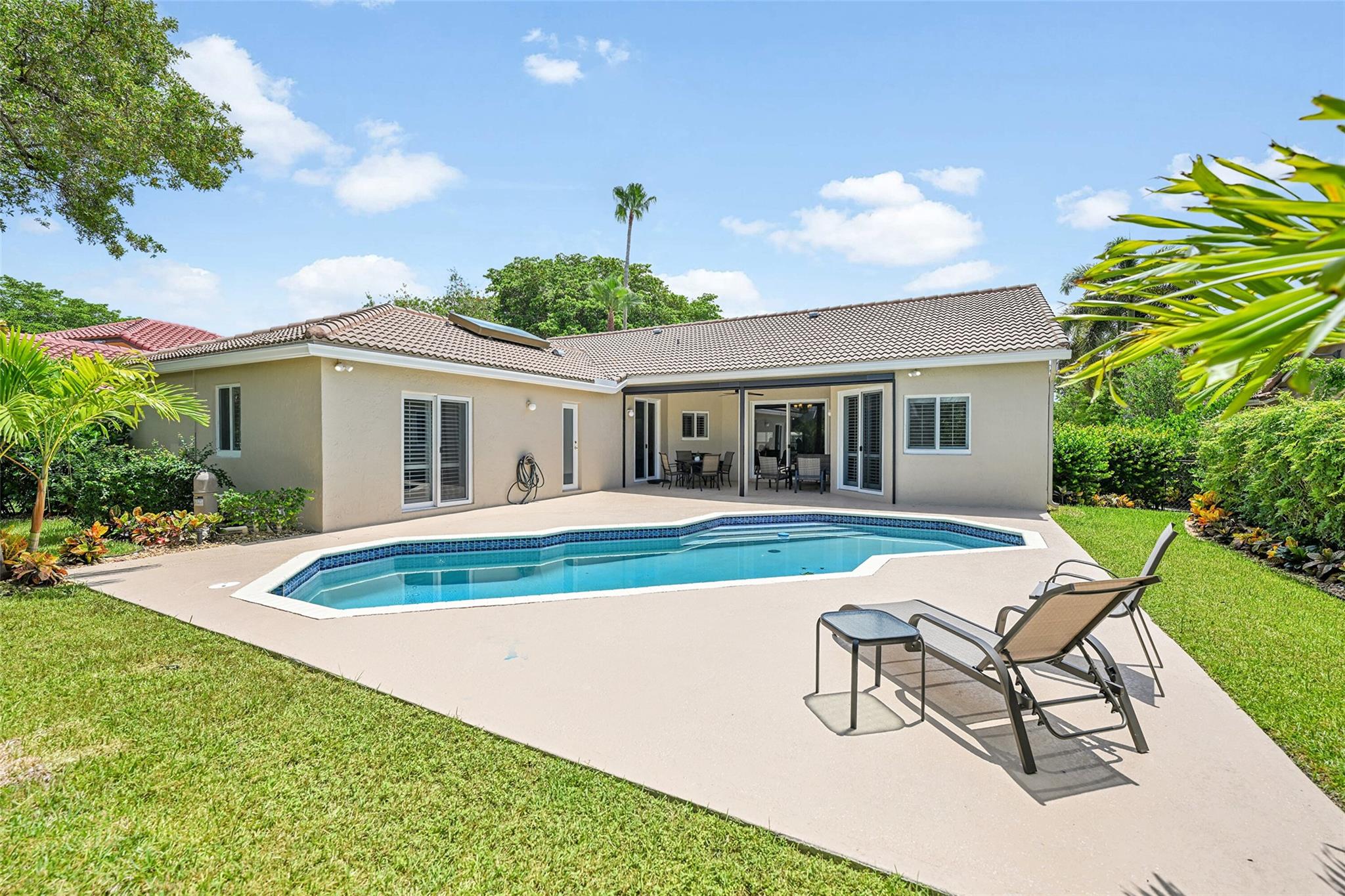 4910 NW 104th Avenue, Coral Springs, FL 33076