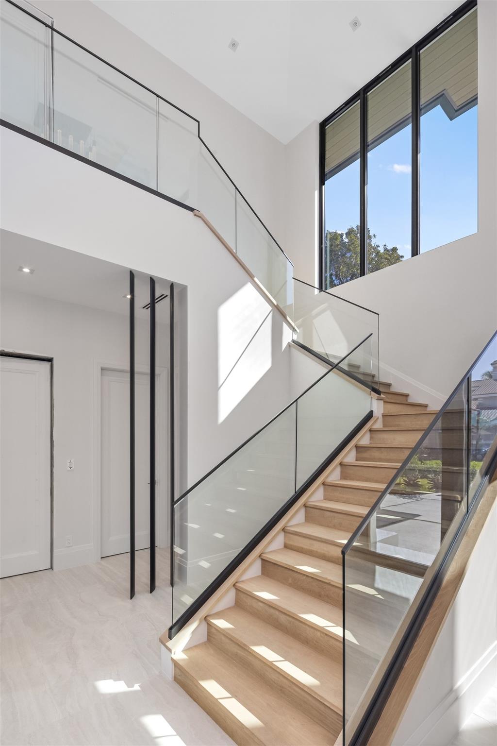 32 Seneca Road, Fort Lauderdale, FL 33308