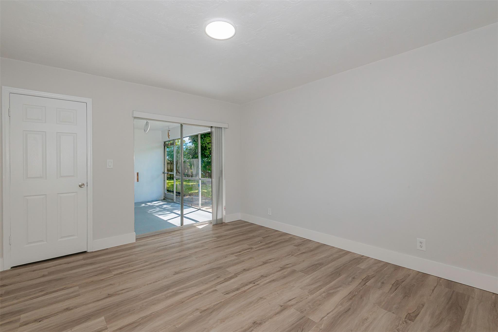 9062 NW 23rd Street W, Coral Springs, FL 33065