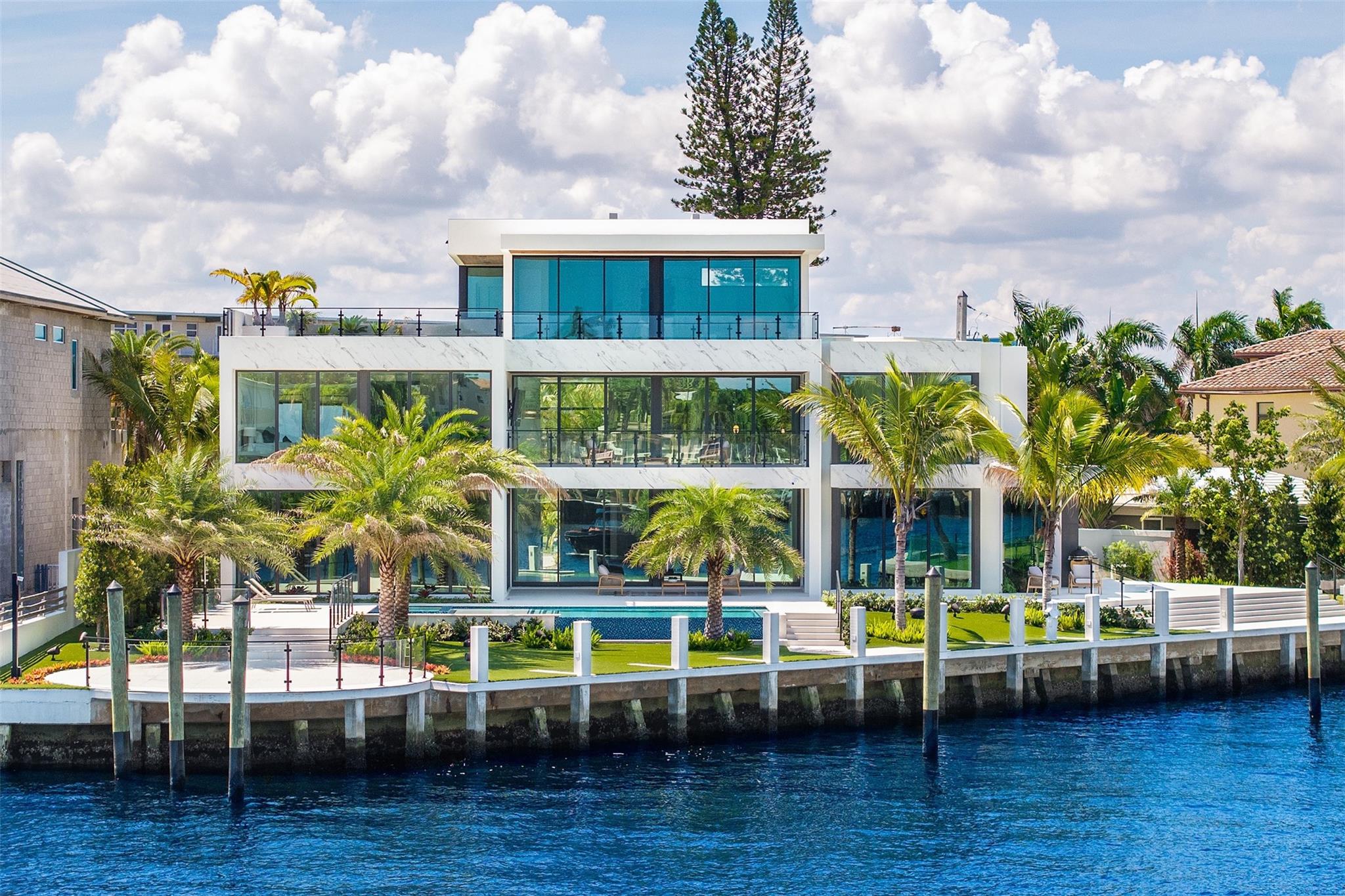 1555 SE 14th Court, Deerfield Beach, FL 33441