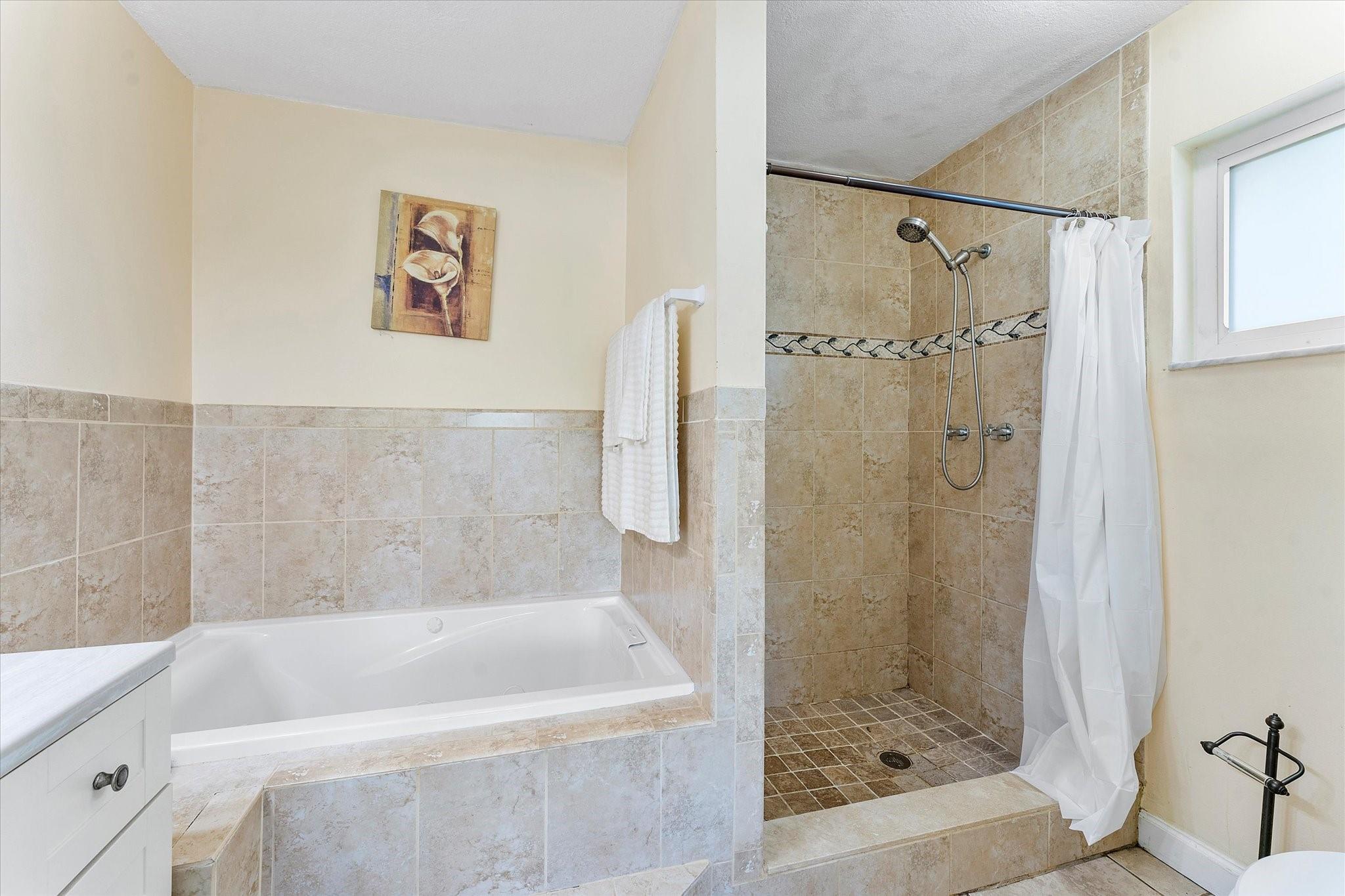 2757 NW 83rd Terrace, Coral Springs, FL 33065