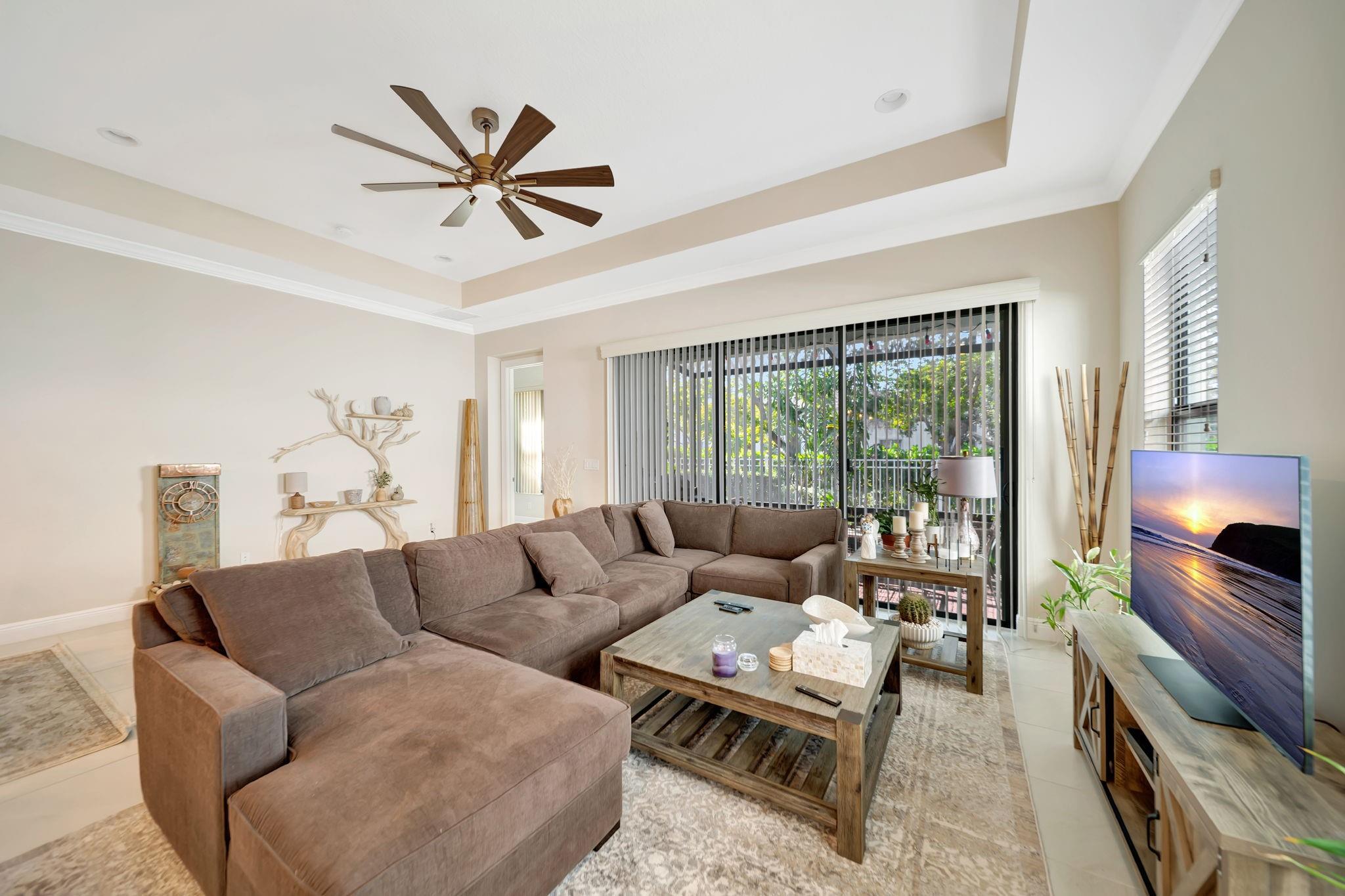 3824 NW 89th Way, Coral Springs, FL 33065