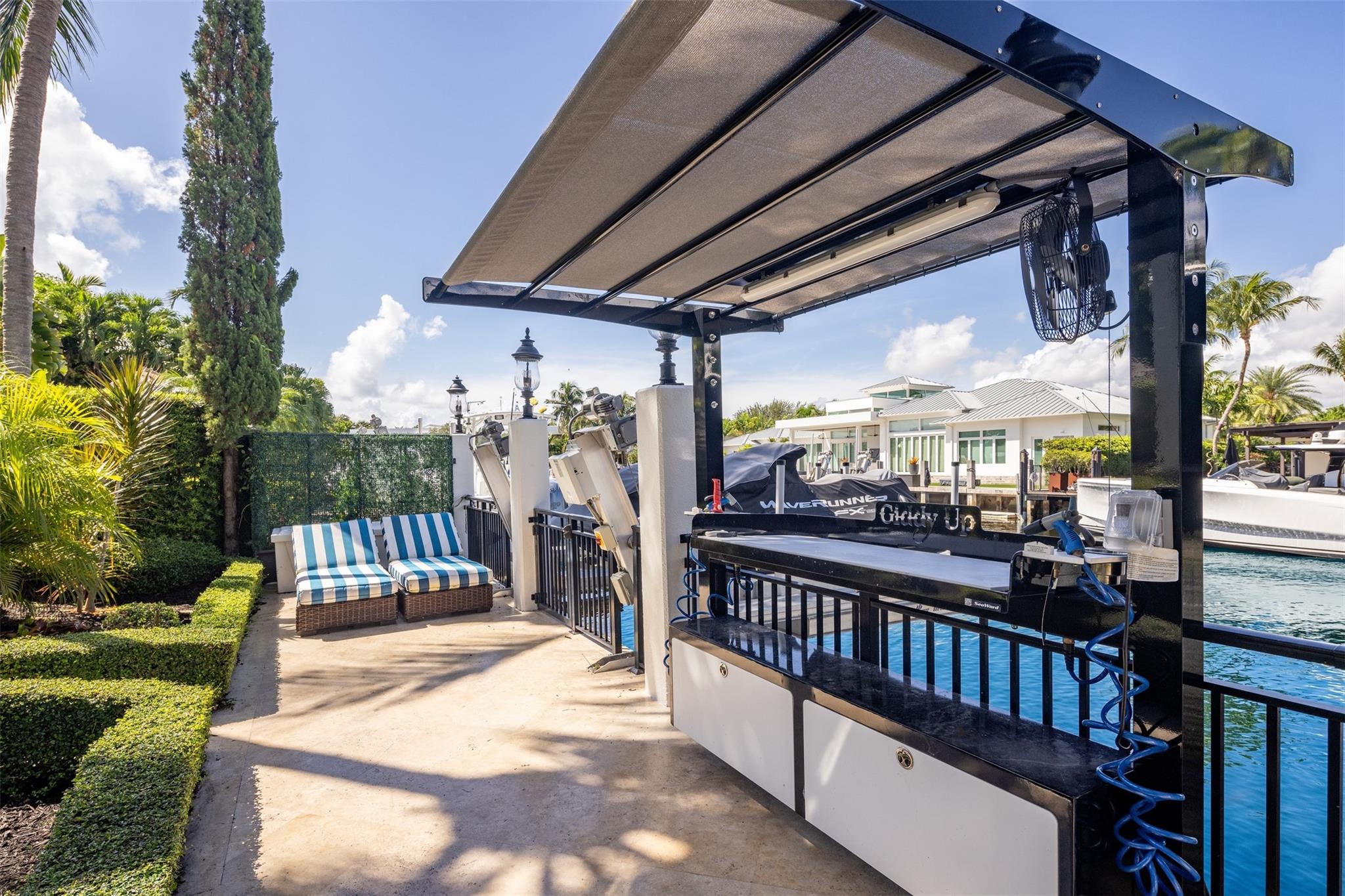 2328 Aqua Vista Boulevard, Fort Lauderdale, FL 33301