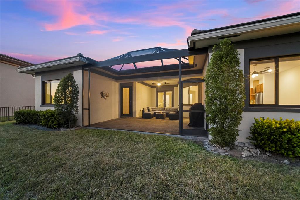 Photo for 10410 S Lago Vista Circle, Parkland, FL 33076 - Listing #FX-10434740 10410 S Lago Vista Circle, Parkland, FL 33076