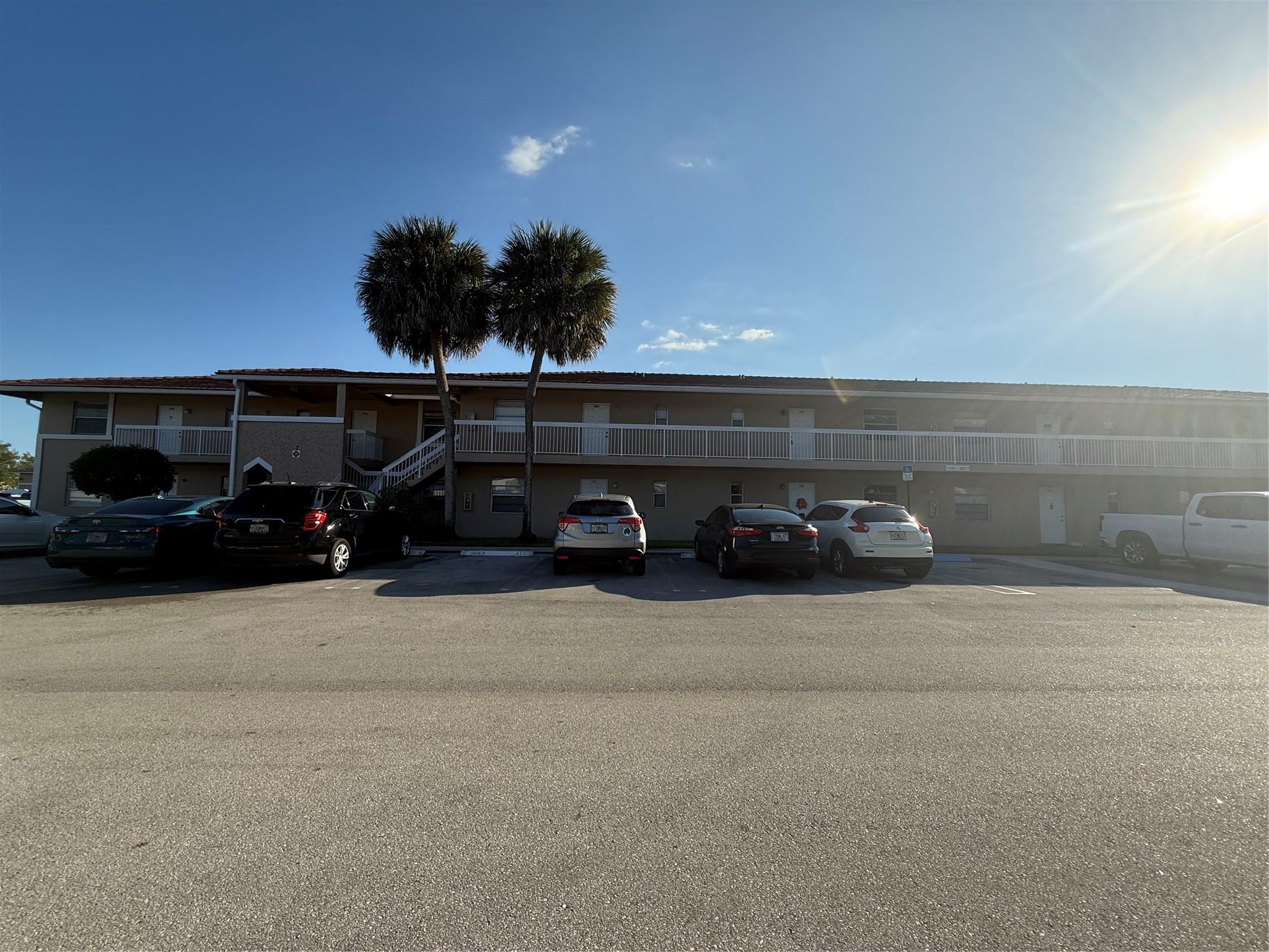 9930 N Twin Lakes Drive 7-L, Coral Springs, FL 33071