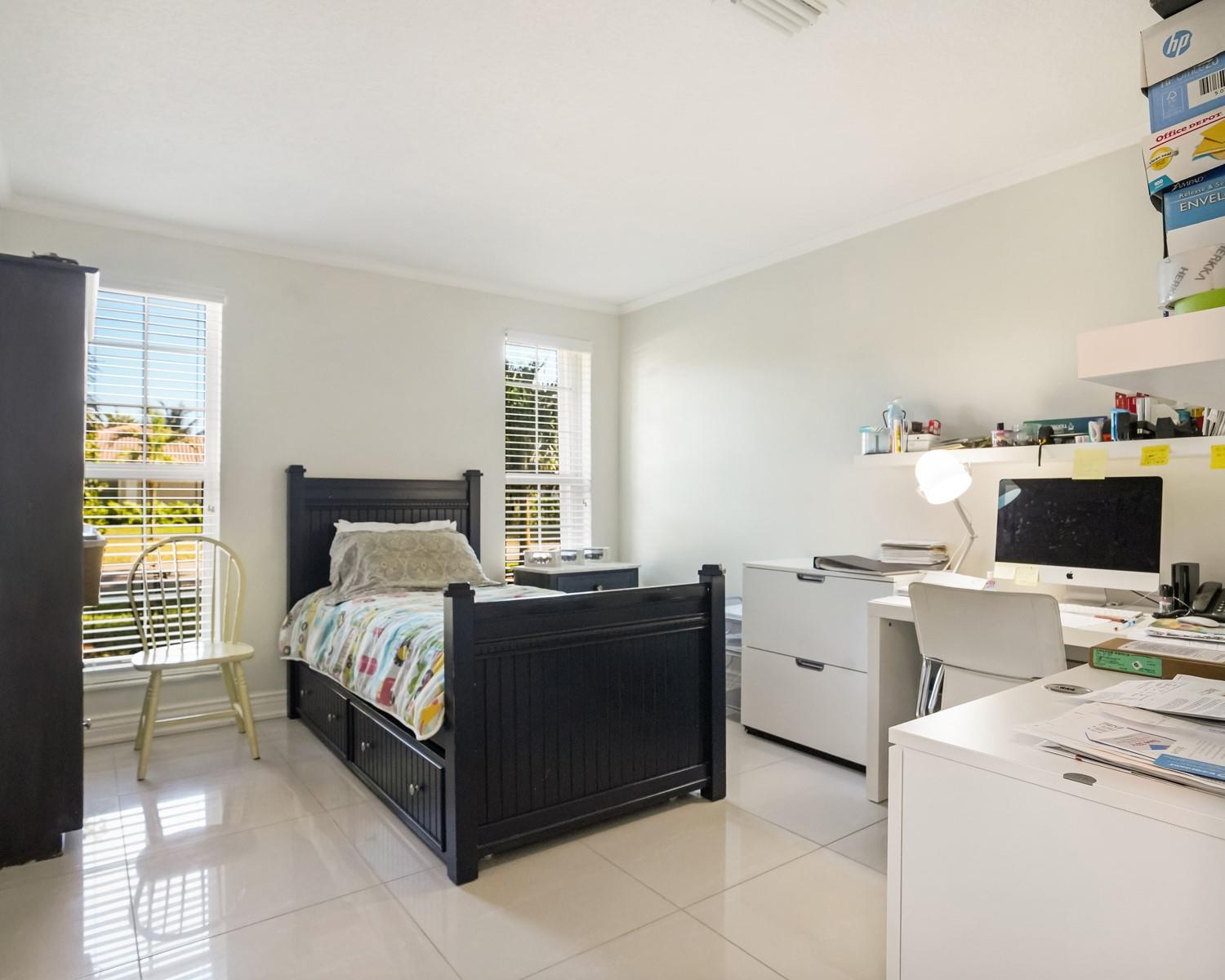 906 NW 83rd Drive, Coral Springs, FL 33071