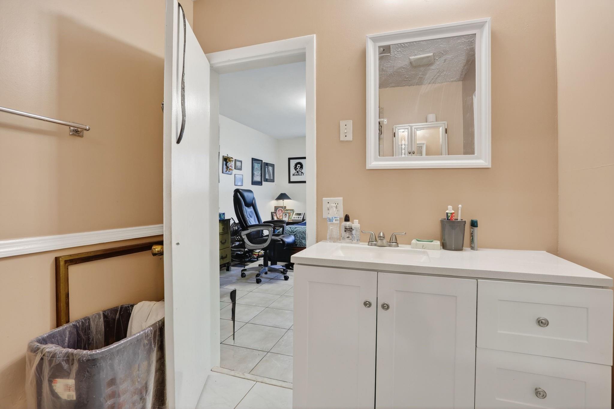 3504 NW 85th Avenue, Coral Springs, FL 33065