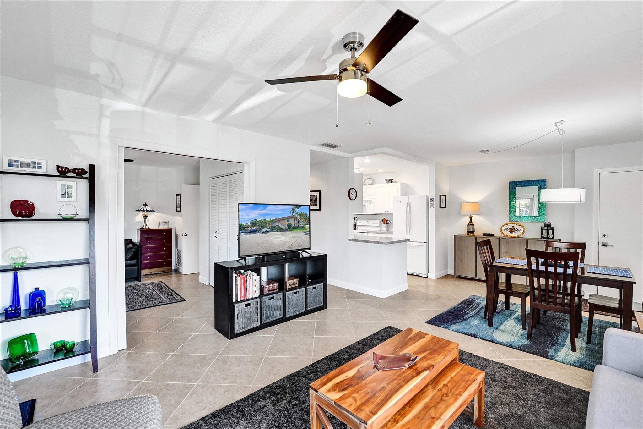 Photo for 1940 NE 2nd Avenue, 205J, Wilton Manors, FL 33305 - Listing #FX-10522645 1940 NE 2nd Avenue, 205J, Wilton Manors, FL 33305