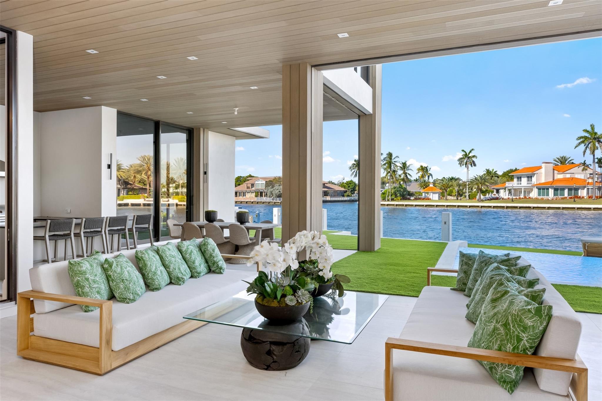 32 Seneca Road, Fort Lauderdale, FL 33308