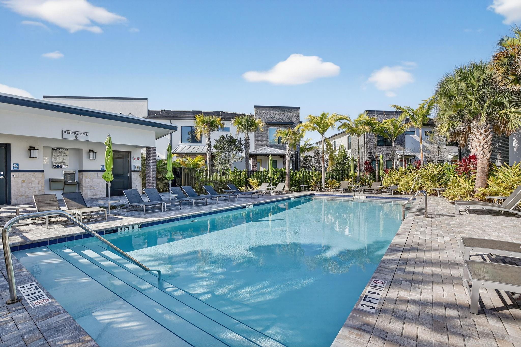 770 NW 82nd Terrace, Plantation, FL 33324