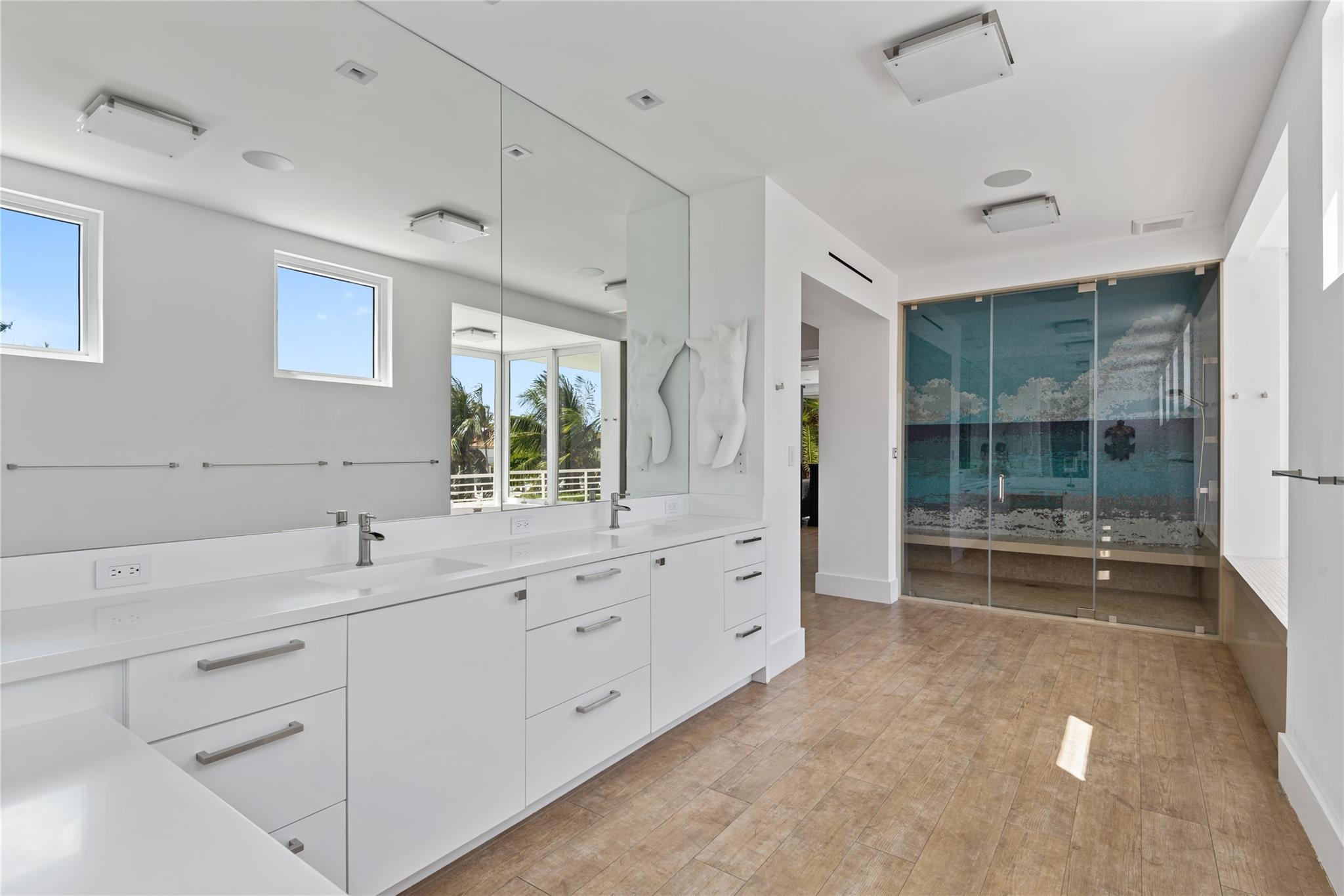 Photo for 500 Isle Of Capri Drive, Fort Lauderdale, FL 33301 - Listing #FX-10425455 500 Isle Of Capri Drive, Fort Lauderdale, FL 33301