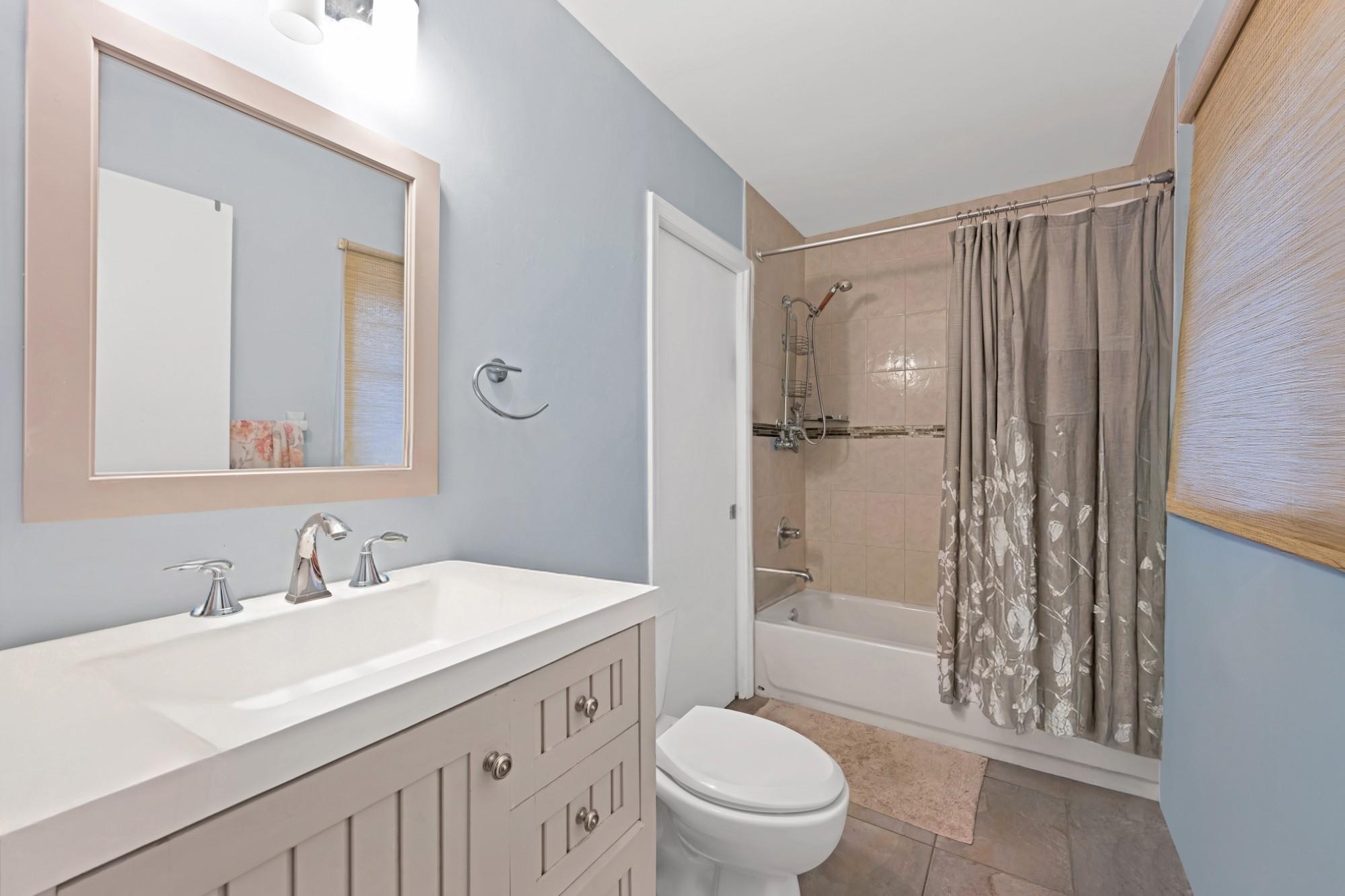 8622 NW 49th Drive, Coral Springs, FL 33067