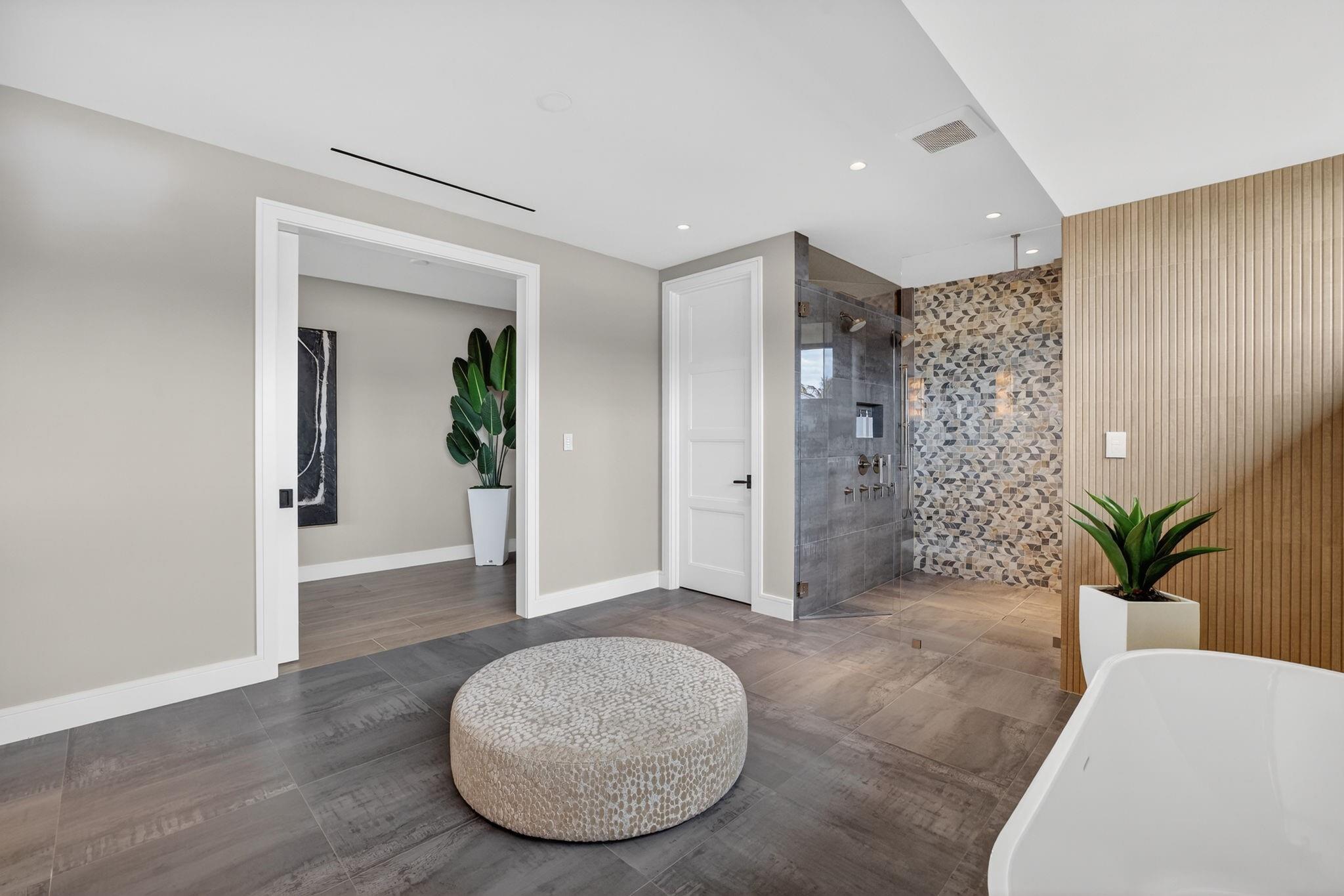 1918 Intracoastal Drive, Fort Lauderdale, FL 33305