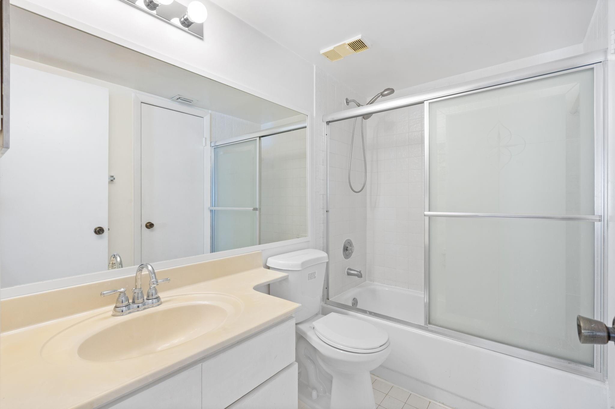 9977 Westview Drive 122, Coral Springs, FL 33076