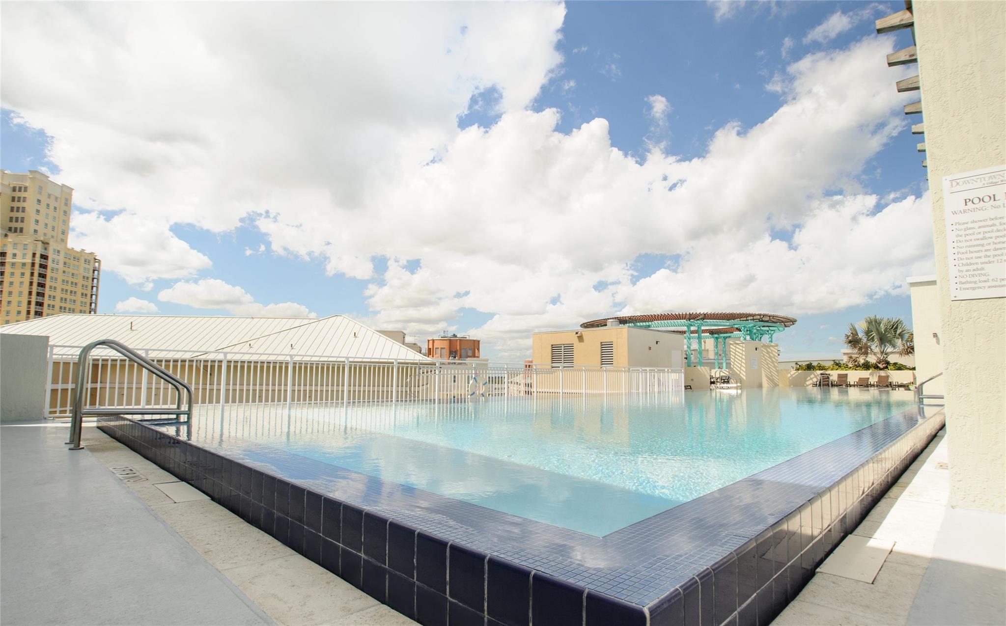 7280 SW 90th Street 304, Miami, FL 33156