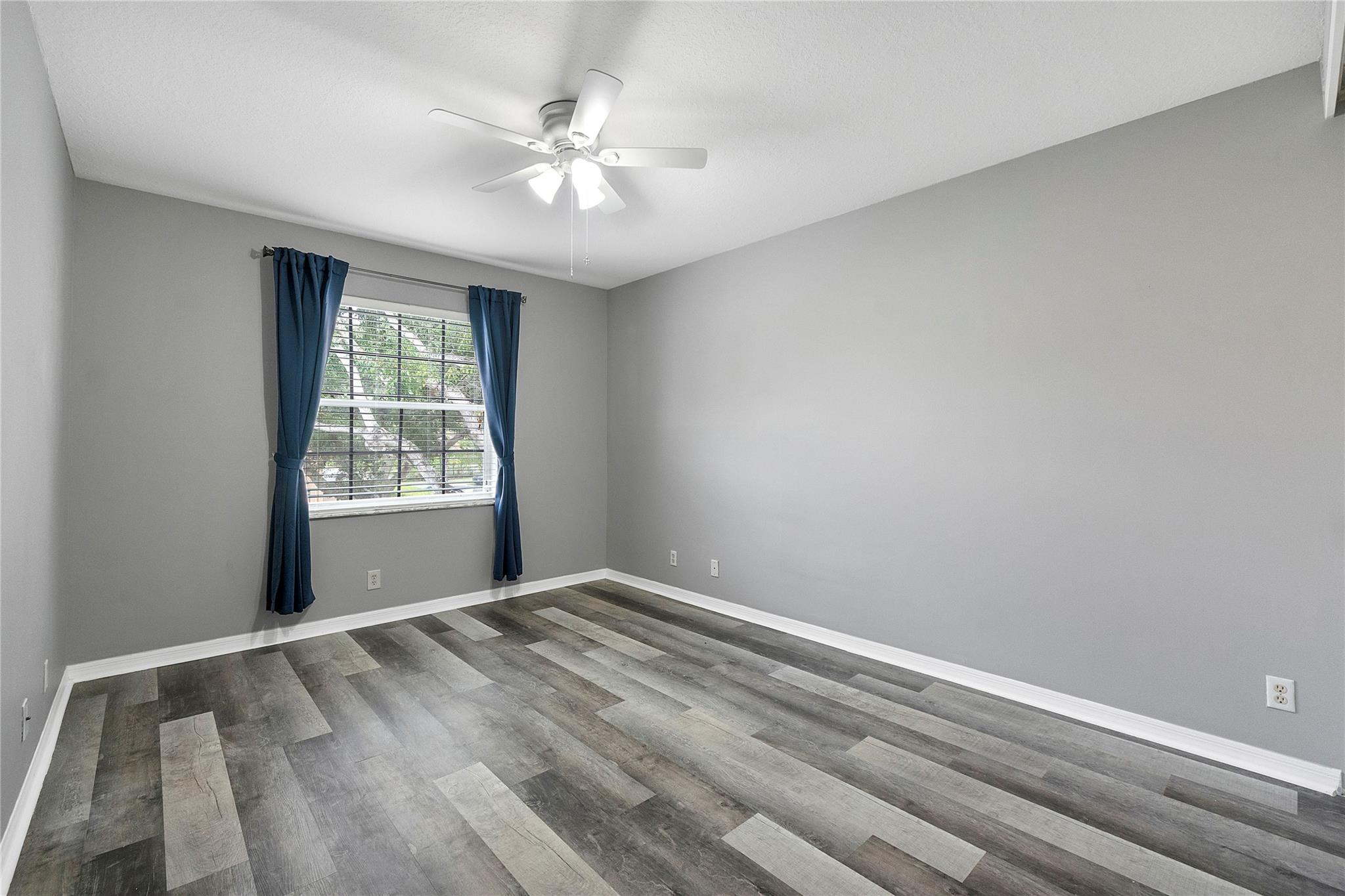 9664 Royal Palm Boulevard, Coral Springs, FL 33065