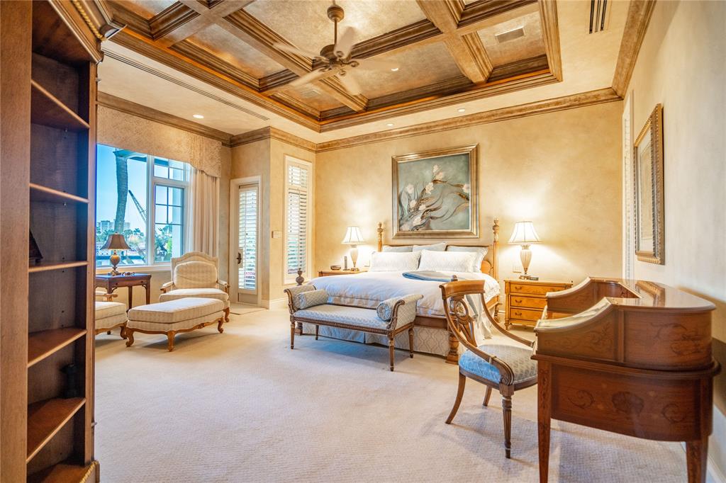 2900 NE 31st Avenue, Lighthouse Point, FL 33064