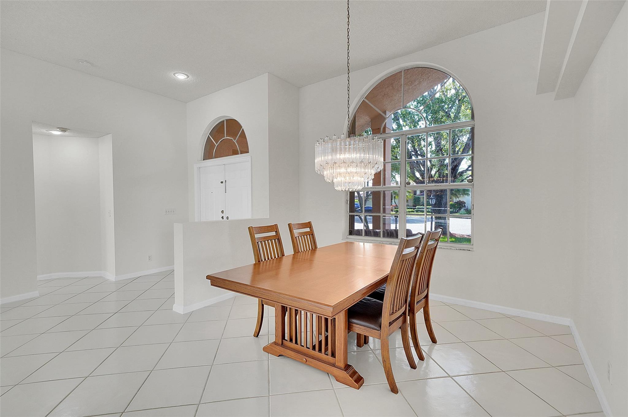 5743 NW 100th Way, Coral Springs, FL 33076