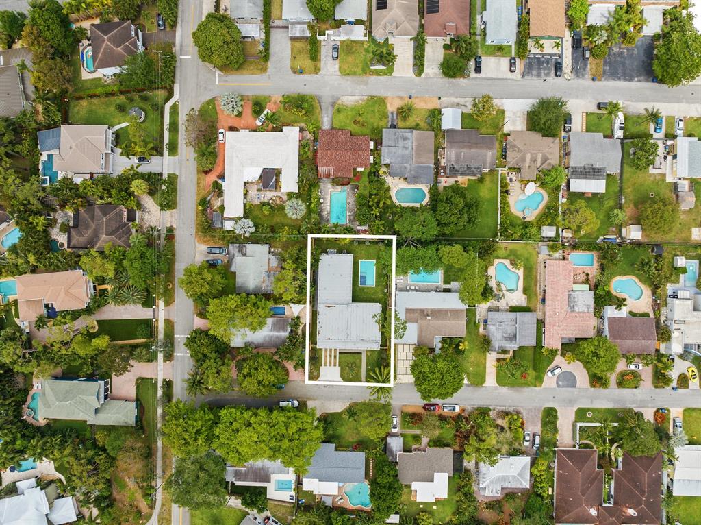 Photo for 709 NE 21st Drive, Wilton Manors, FL 33305 - Listing #FX-10429054 709 NE 21st Drive, Wilton Manors, FL 33305