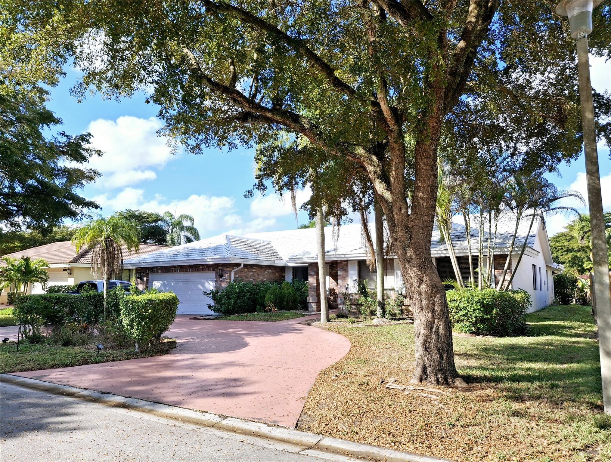 4664 4664 NW 58th Terrace, Coral Springs, FL 33067 | MLS F10485409 | Senada ...