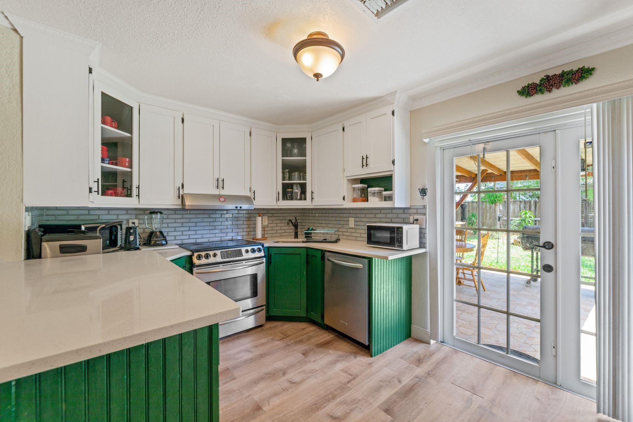 Photo for 5360 NE 10th Avenue, Deerfield Beach, FL 33064 - Listing #FX-10496756 5360 NE 10th Avenue, Deerfield Beach, FL 33064