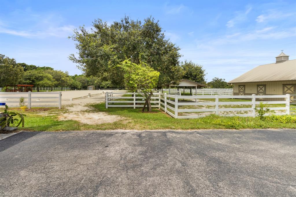 5335 Holatee Trail, Southwest Ranches, FL 33330