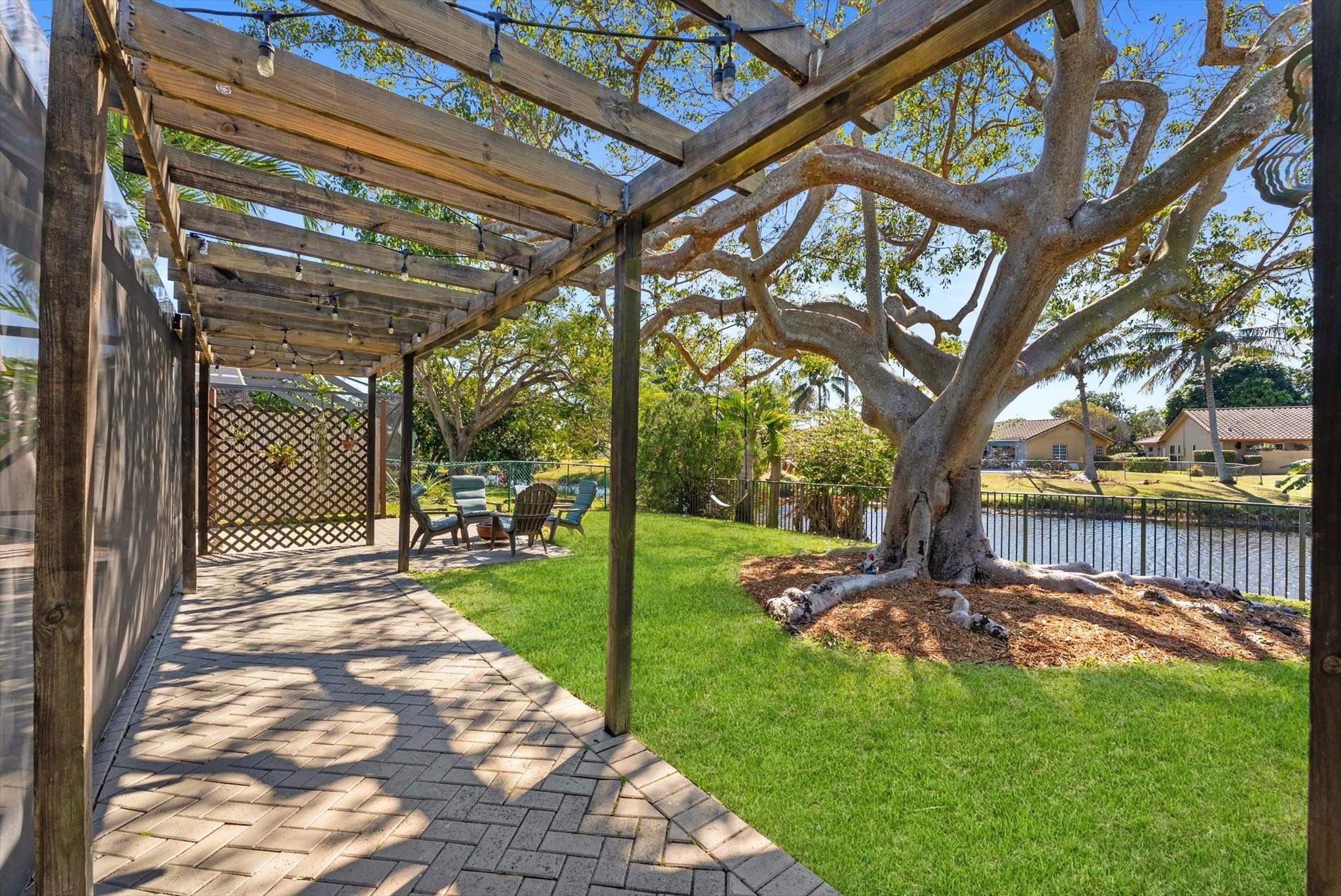 8264 Shadow Wood Boulevard, Coral Springs, FL 33071