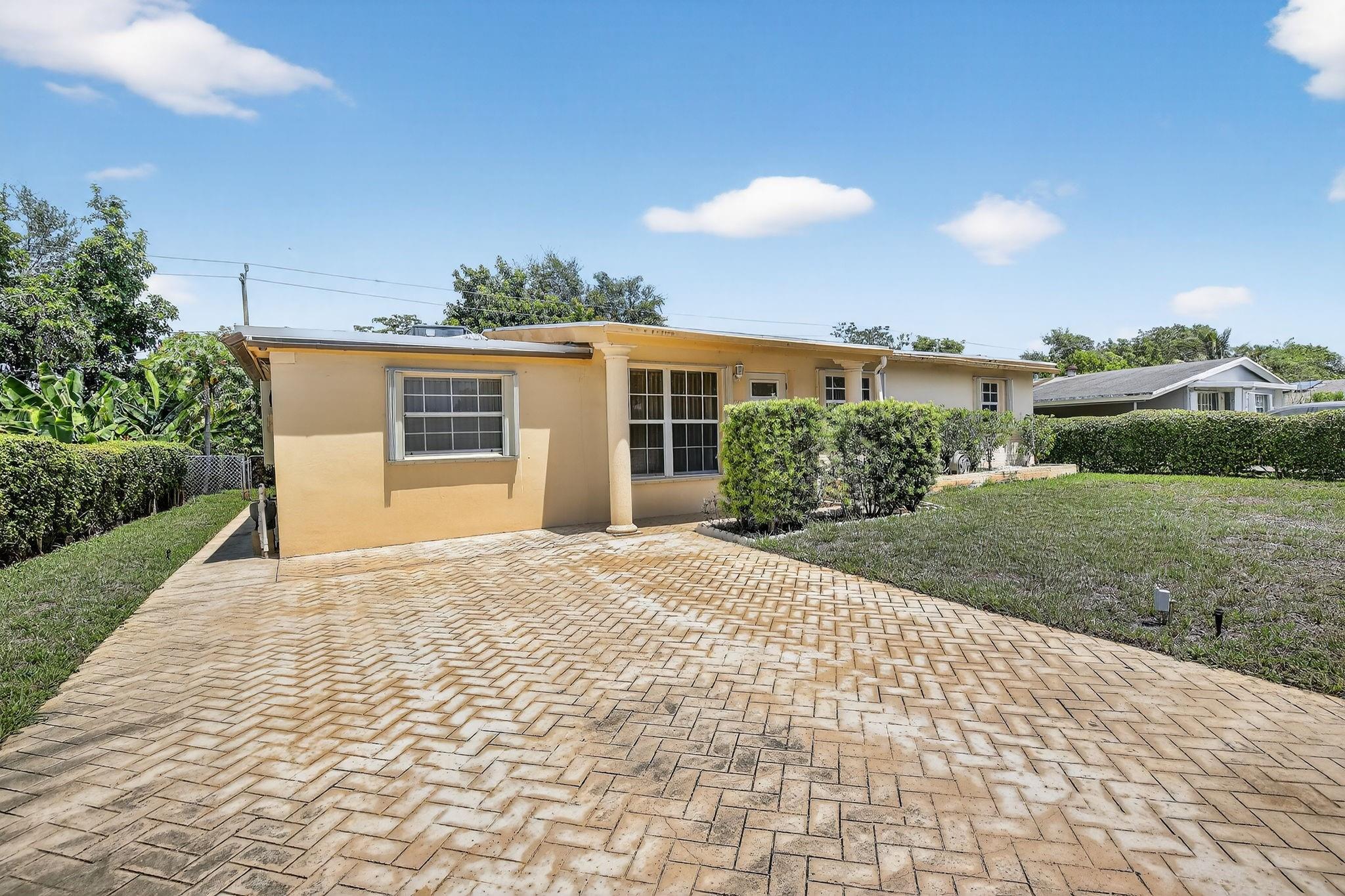 Photo for 5701 Hope Street, Hollywood, FL 33021 - listing #FX-10524673 5701 Hope Street, Hollywood, FL 33021