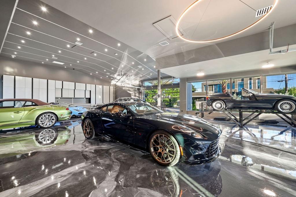 51 Isla Bahia Drive, Fort Lauderdale, FL 33316