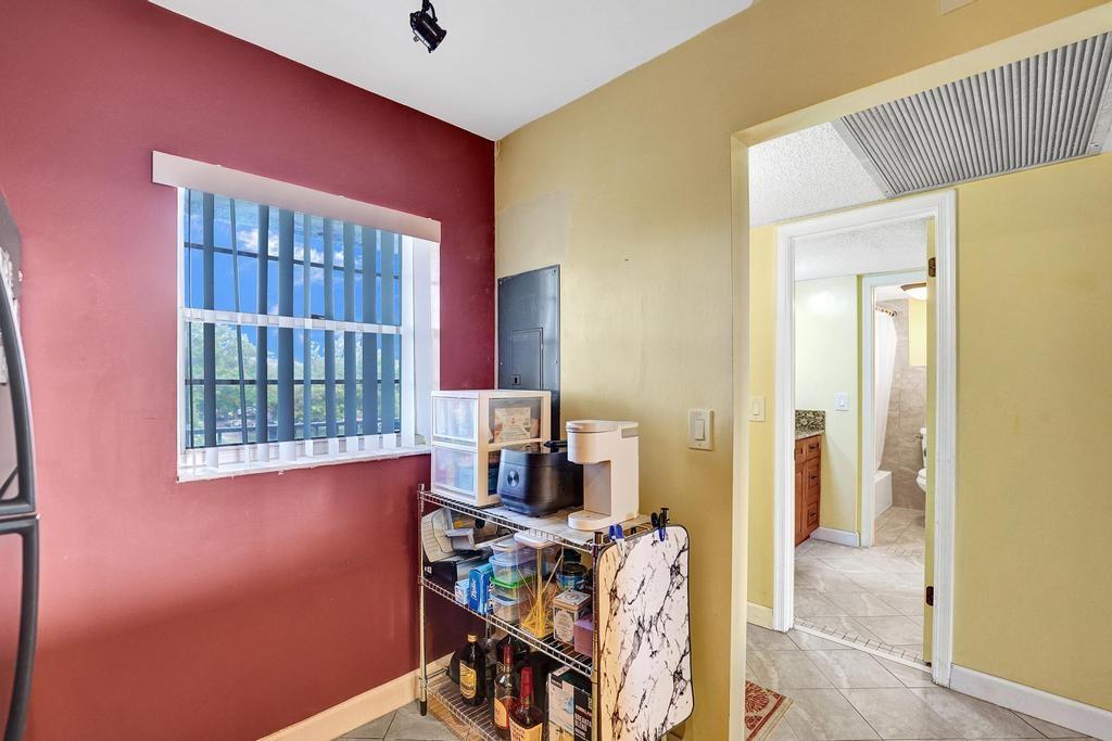 Photo for 9230 Lagoon Place, 406, Davie, FL 33324 - Listing #FX-10527214 9230 Lagoon Place, 406, Davie, FL 33324