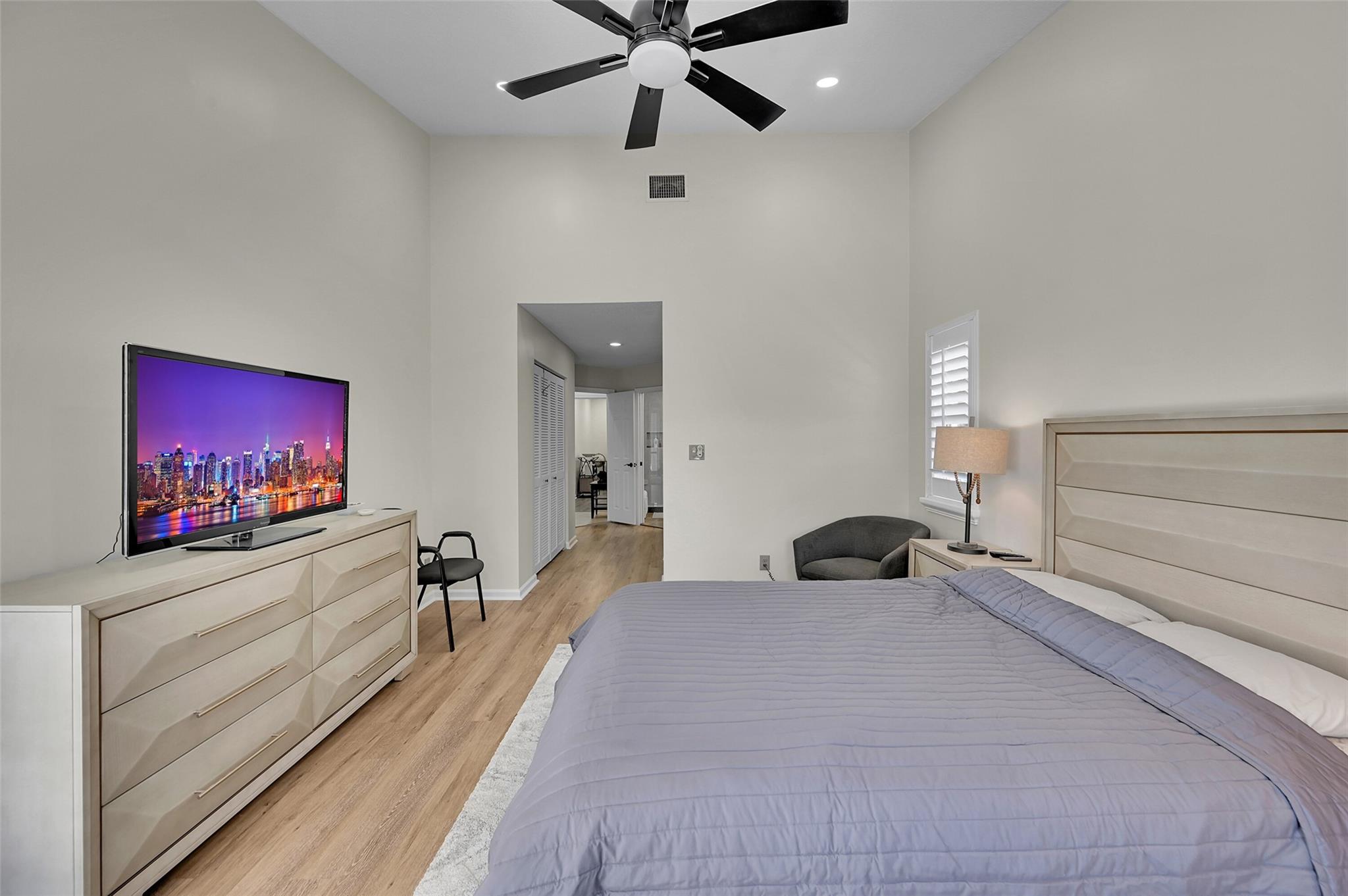 4910 NW 104th Avenue, Coral Springs, FL 33076