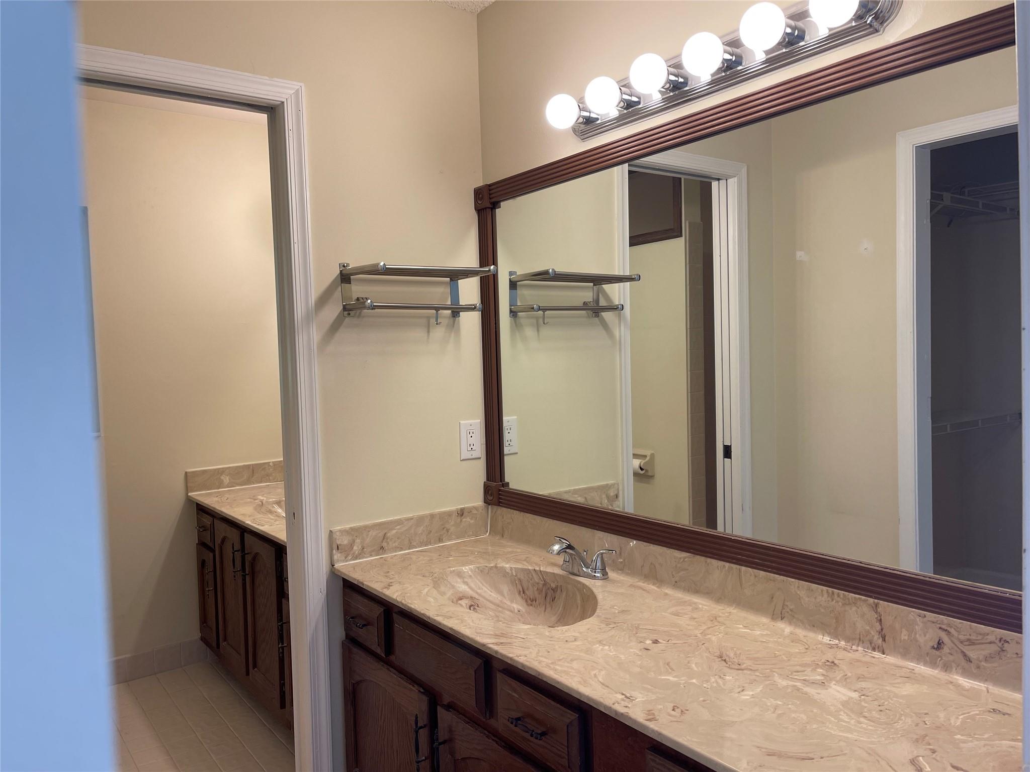Photo for 10010 NW 11th Mnr, Coral Springs, FL 33071 - Listing #FX-10497303 10010 NW 11th Mnr, Coral Springs, FL 33071