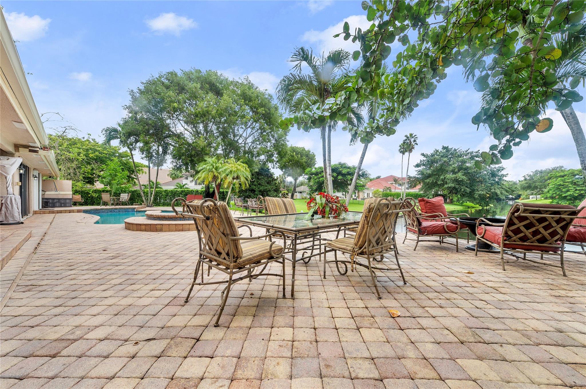 10111 Vestal Court, Coral Springs, FL 33071