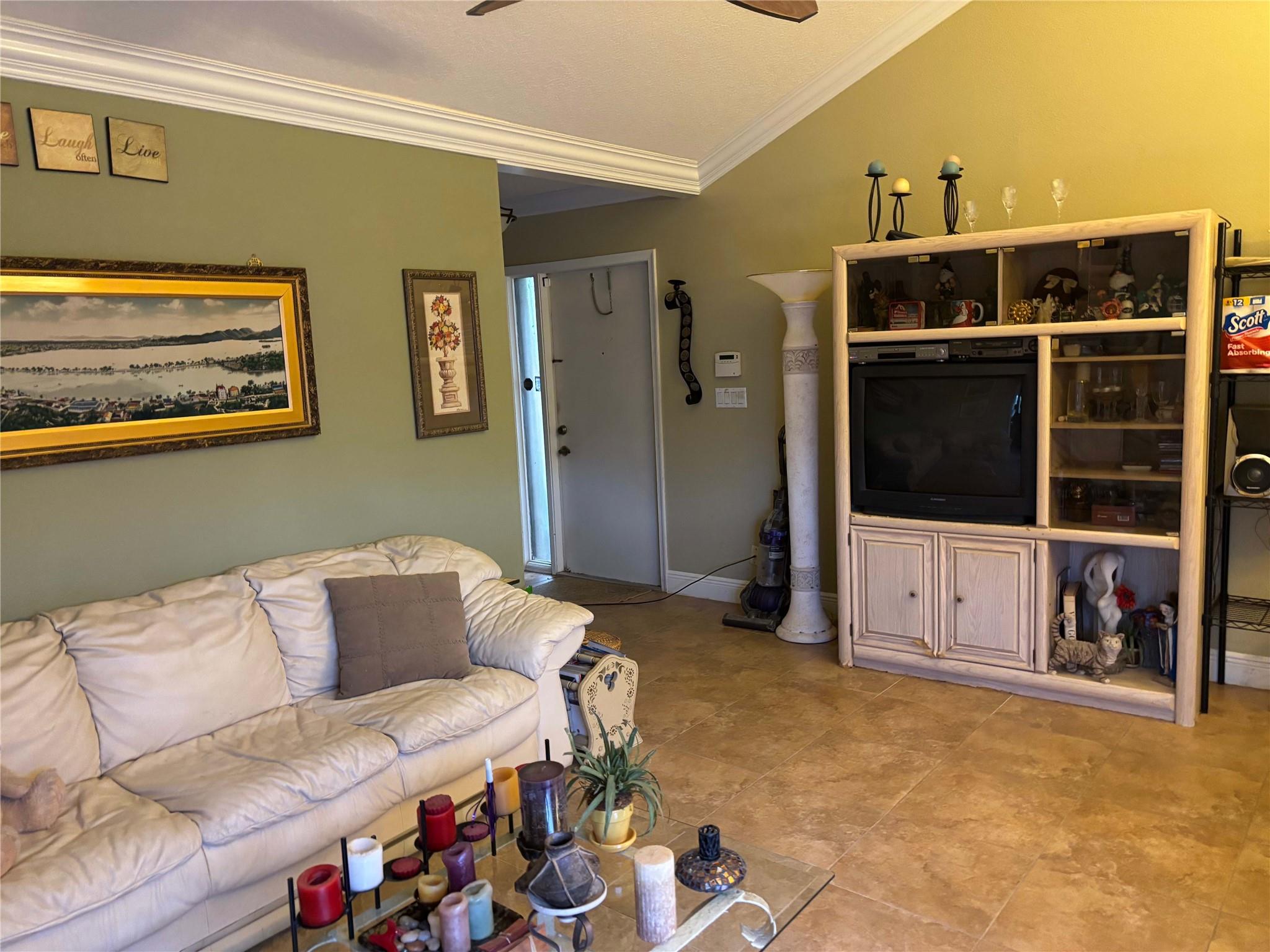 3771 NW 73rd Way, Coral Springs, FL 33065