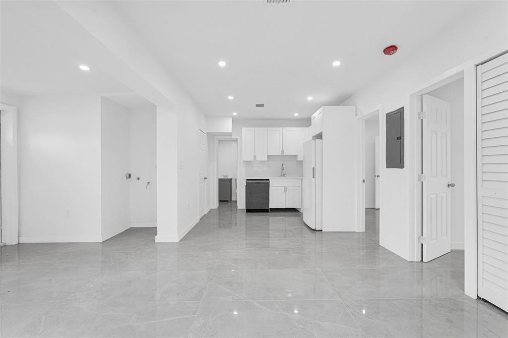 11406 NW 17th Avenue, Miami, FL 33167