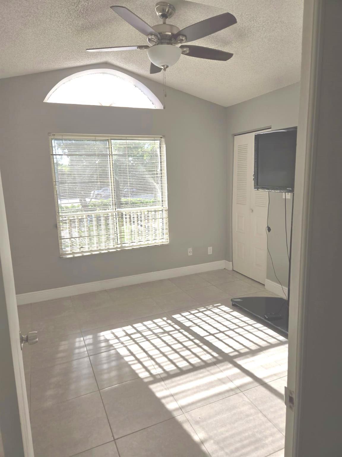 922 Coral Club Drive 922, Coral Springs, FL 33071