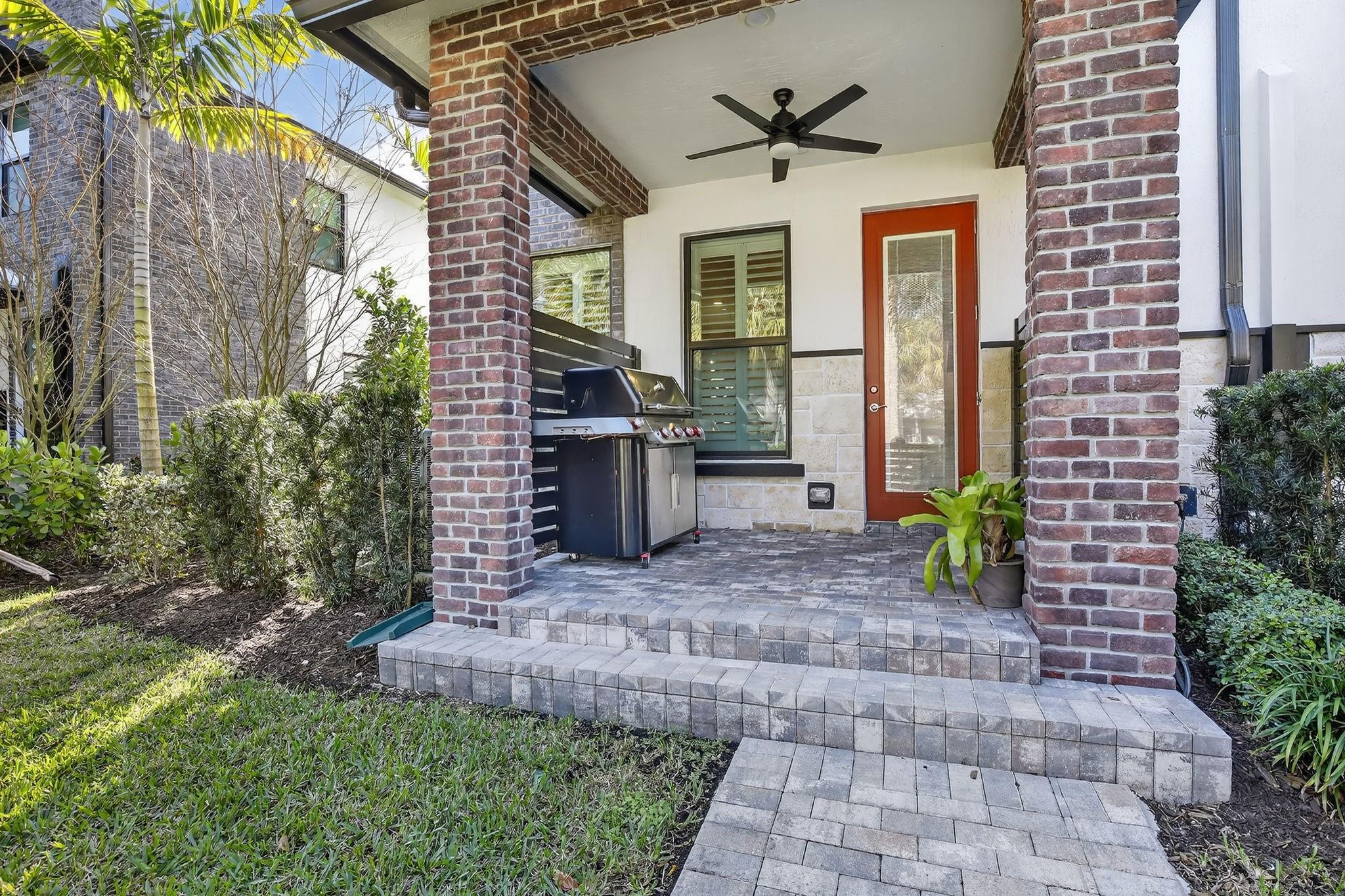 770 NW 82nd Terrace, Plantation, FL 33324