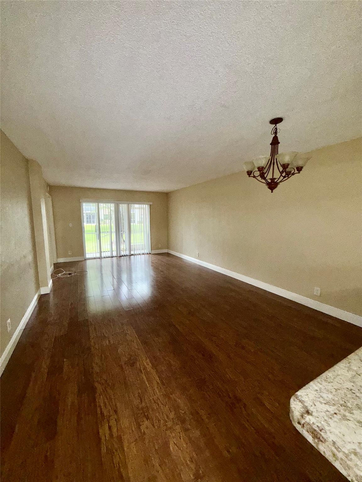 1200 NW 87th Avenue 114, Coral Springs, FL 33071