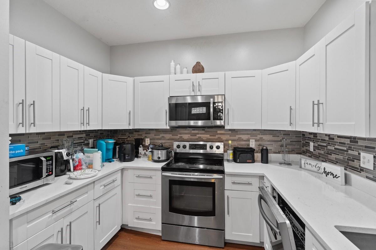 904 NW 126th Avenue, Coral Springs, FL 33071