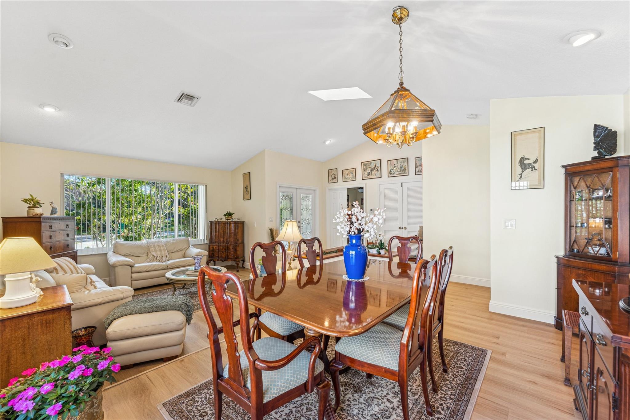 128 NW 110th Way, Coral Springs, FL 33071